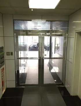 虎ノ門石井ビルの外観