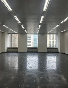 日本生命丸の内ビルの外観