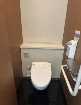 日本生命丸の内ビルの外観