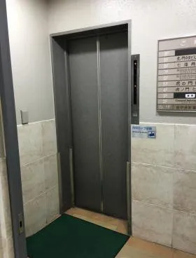 虎ノ門中央ビルの外観