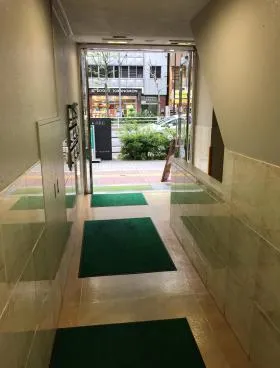 虎ノ門中央ビルの外観