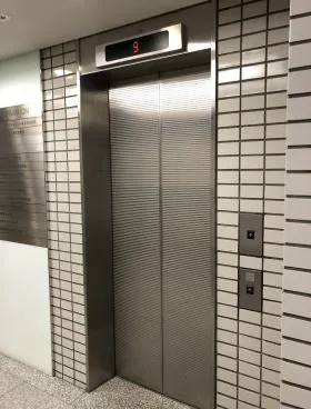 明治安田生命江戸橋ビルの外観