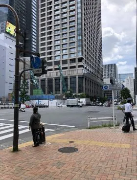 明治安田生命江戸橋ビルの外観