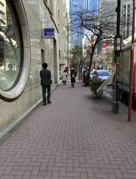 川崎定徳日本橋本社ビルの外観