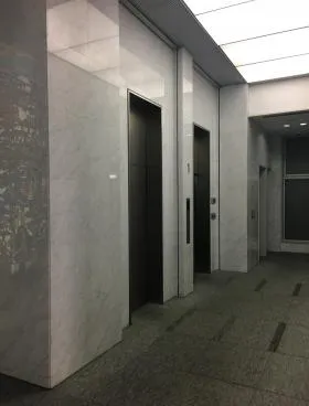 日本橋さくら通りビルの外観