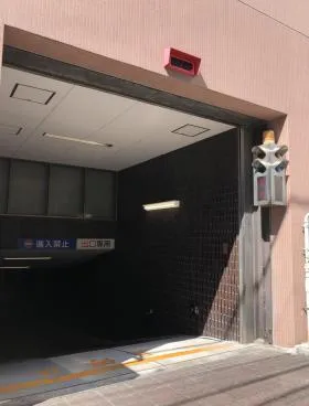 日新横山町ビルの外観