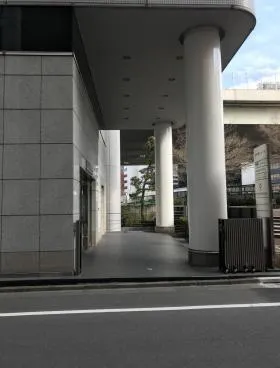 ニッセイ茅場町(旧白雪)ビルの外観