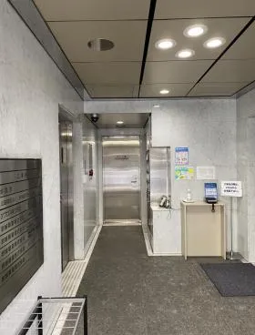 IW日本橋(共同新江戸橋)ビルの外観