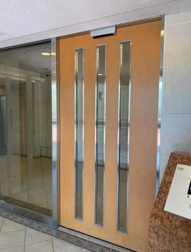人形町アムフラットビルの外観