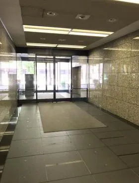 三井住友銀行人形町ビルの外観