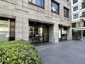 三井住友銀行人形町ビルの外観
