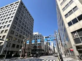 三井住友銀行人形町ビルの外観