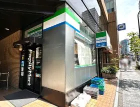 ファミリーマート