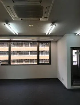 第2久ビルの外観