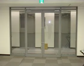 セントピアビルの外観