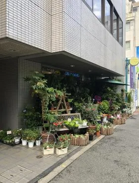 ロイクラトン虎ノ門の外観