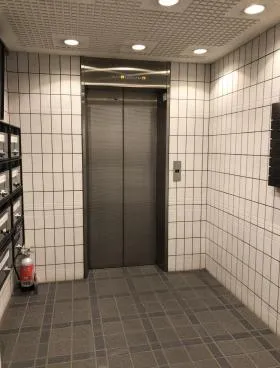 ロイクラトン虎ノ門の外観