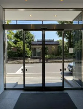 TIE浜町ビルの外観