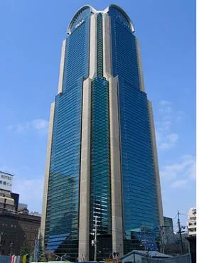 ピアスタワーの外観