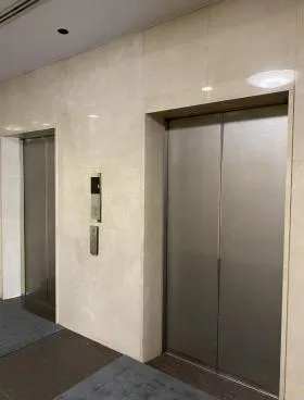 デンヨービルの外観