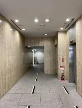 第10中央ビルの外観