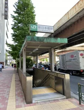仮)日本橋本町3丁目共同本町通り建替ビルの外観