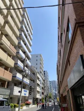 貸事務所ビルの外観