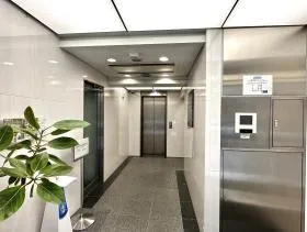 5東洋海事ビルの外観