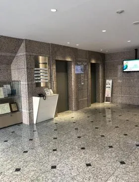 バド銀座東(旧秀和第3築地)ビルの外観
