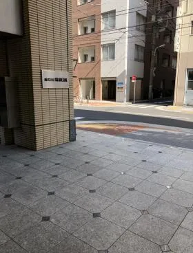 バド銀座東(旧秀和第3築地)ビルの外観