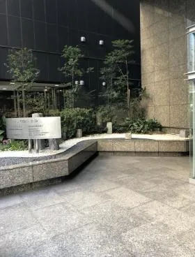 福岡ビルの外観