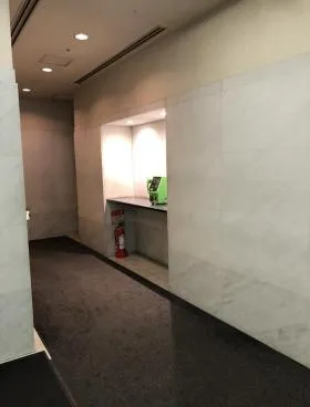 福岡ビルの外観