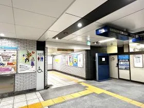 東京メトロ日比谷線「八丁堀駅」