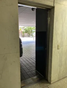 TOMACビルの外観