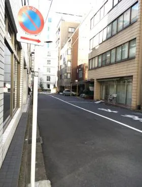 Daiwa猿楽町ビルの外観