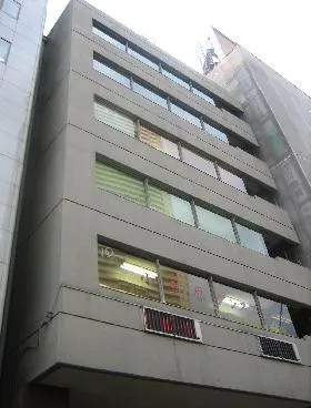 港ビルの外観