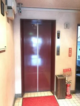 港ビルの外観