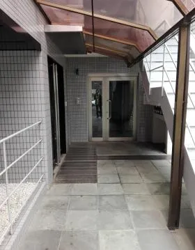 ユーデン浜松町ビルの外観