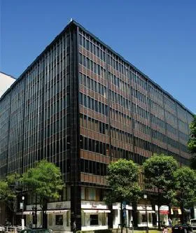 国際ビルの外観