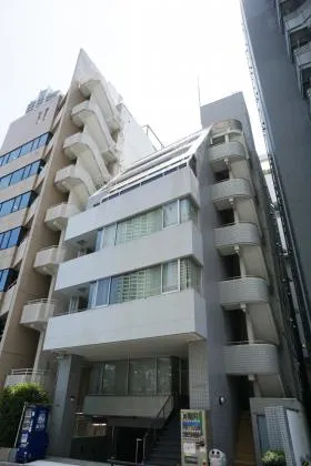 丸神ビルの外観