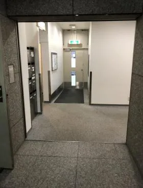 トラスティ麹町ビルの外観