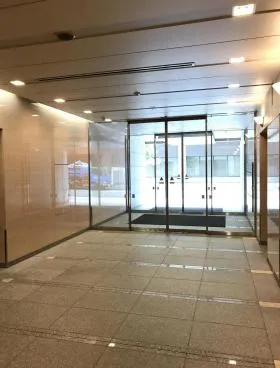 安田グリーンパークビルの外観