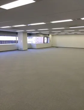 帝国書院ビルの外観