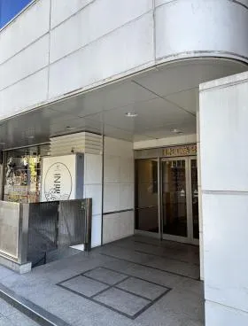 日本工築2号館ビルの外観