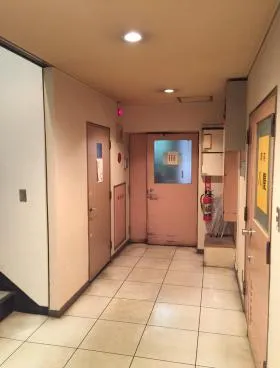 全国たばこビルの外観