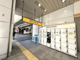 JR神田駅の南口から高架下を通過しても当ビルにアクセス出来る