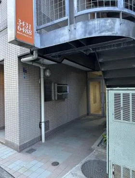 小松ビルの外観
