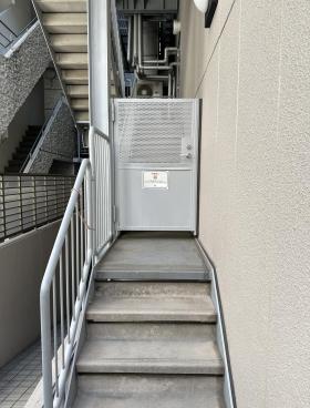 教販九段ビルの外観
