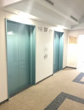 如水会ビルの外観