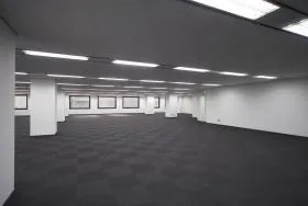共同ビル(一番町)の外観